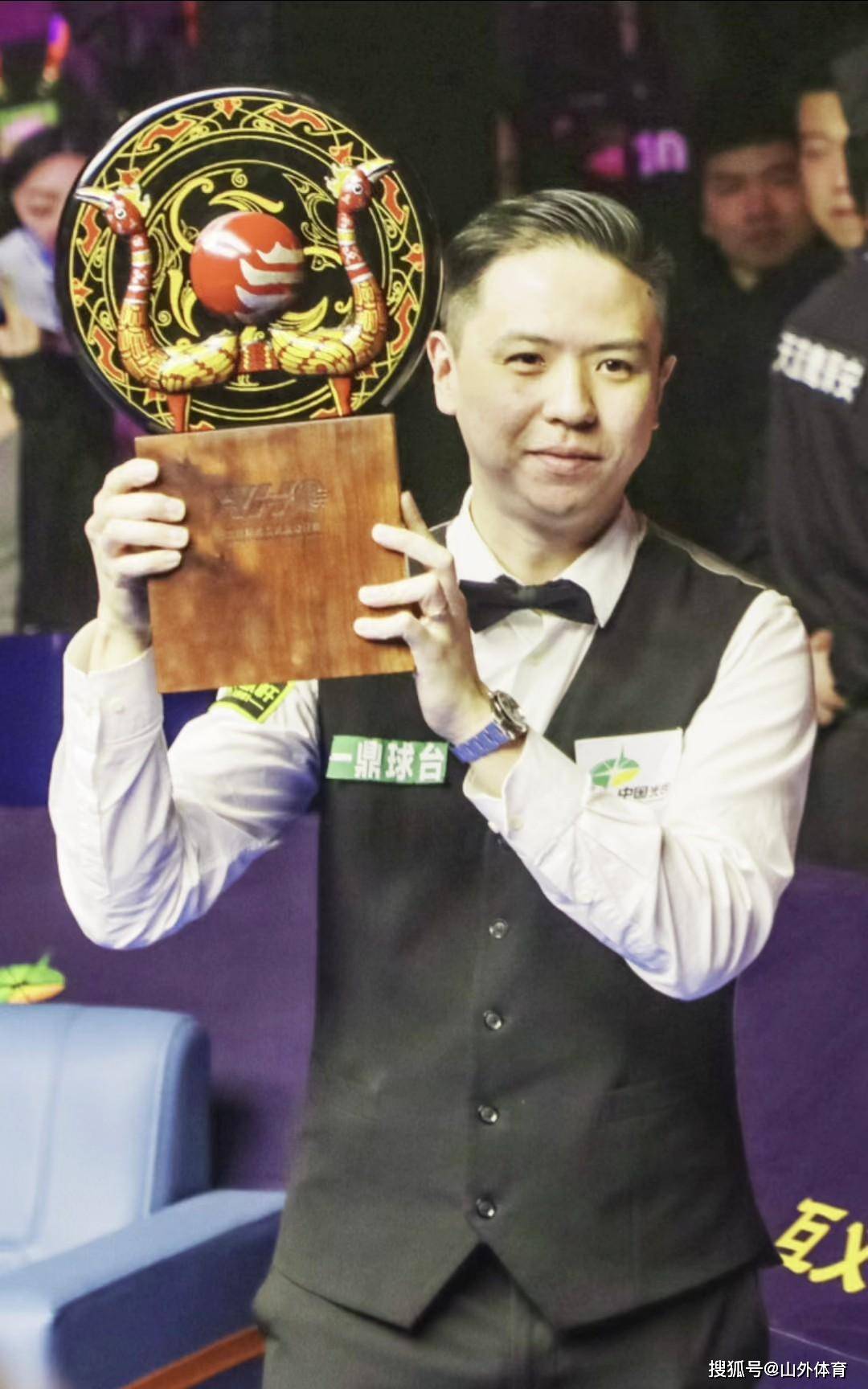 贝林厄姆：我们要让维尼修斯感受到被爱；何塞卢的故事很特别