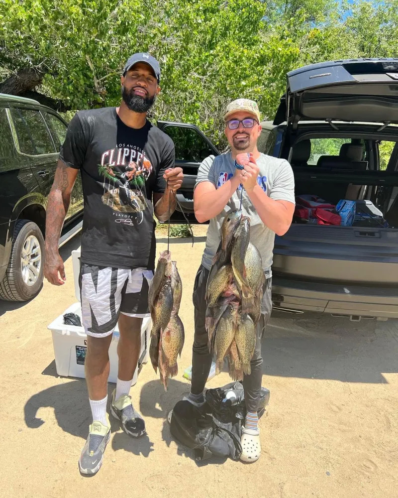 悠悠苍天…马竞全线崩盘：欧冠输皇马&国王杯输巴萨，西甲被压死.