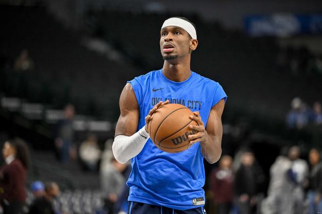 詹姆斯连4场三双浓眉40+12 湖人险胜马刺4连胜