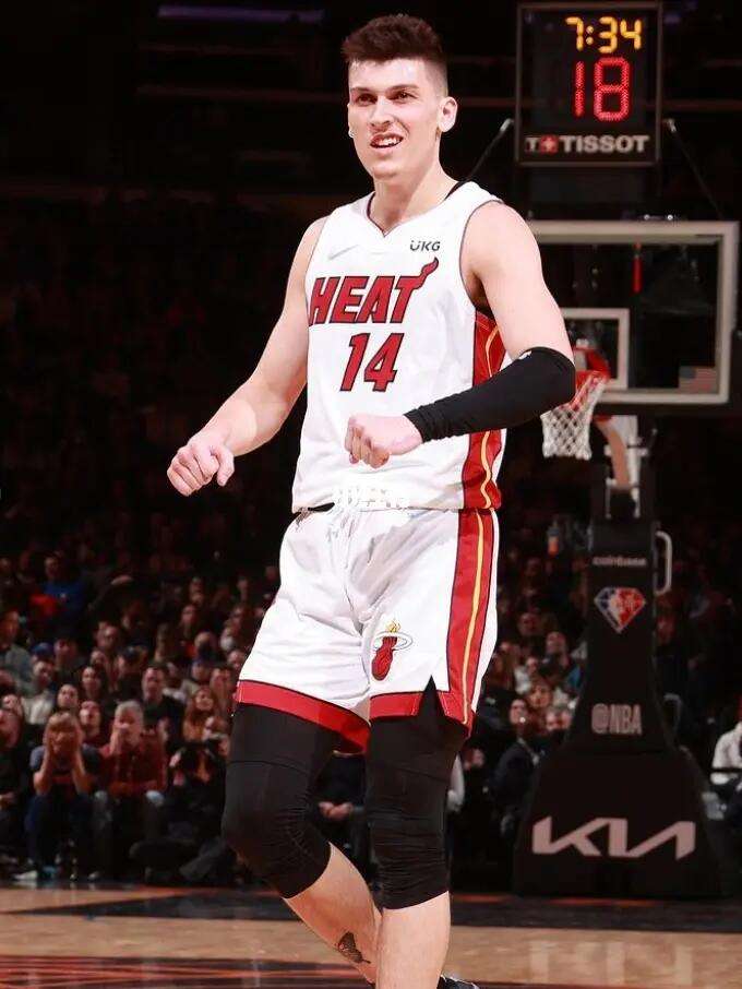 兼具的阿泽 兼具的阿泽