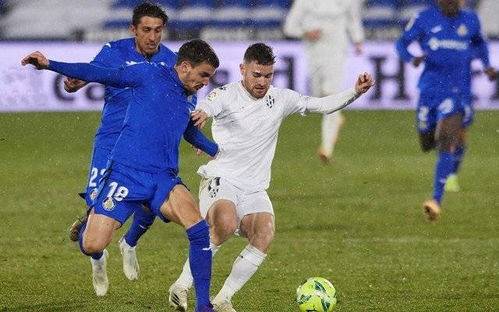 而尼古拉 而尼古拉